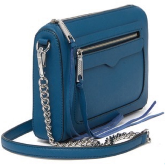 Rebecca Minkoff Handbags - 🆕 Rebecca Minkoff Avery Leather Crossbody Bag
